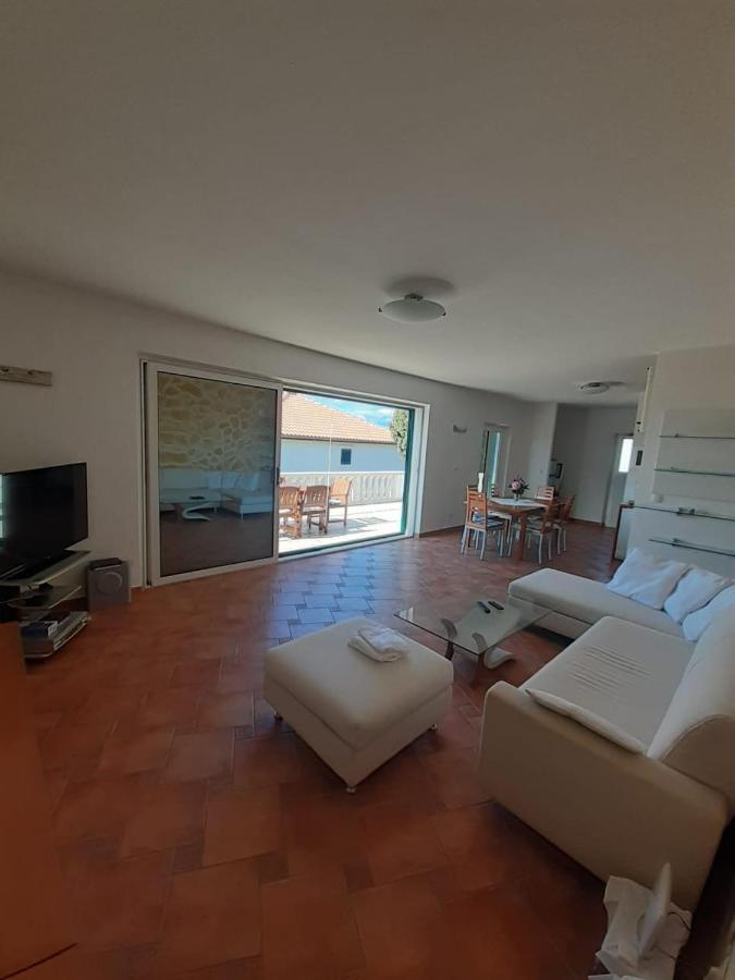 סופטאר Apartments Ilicic מראה חיצוני תמונה