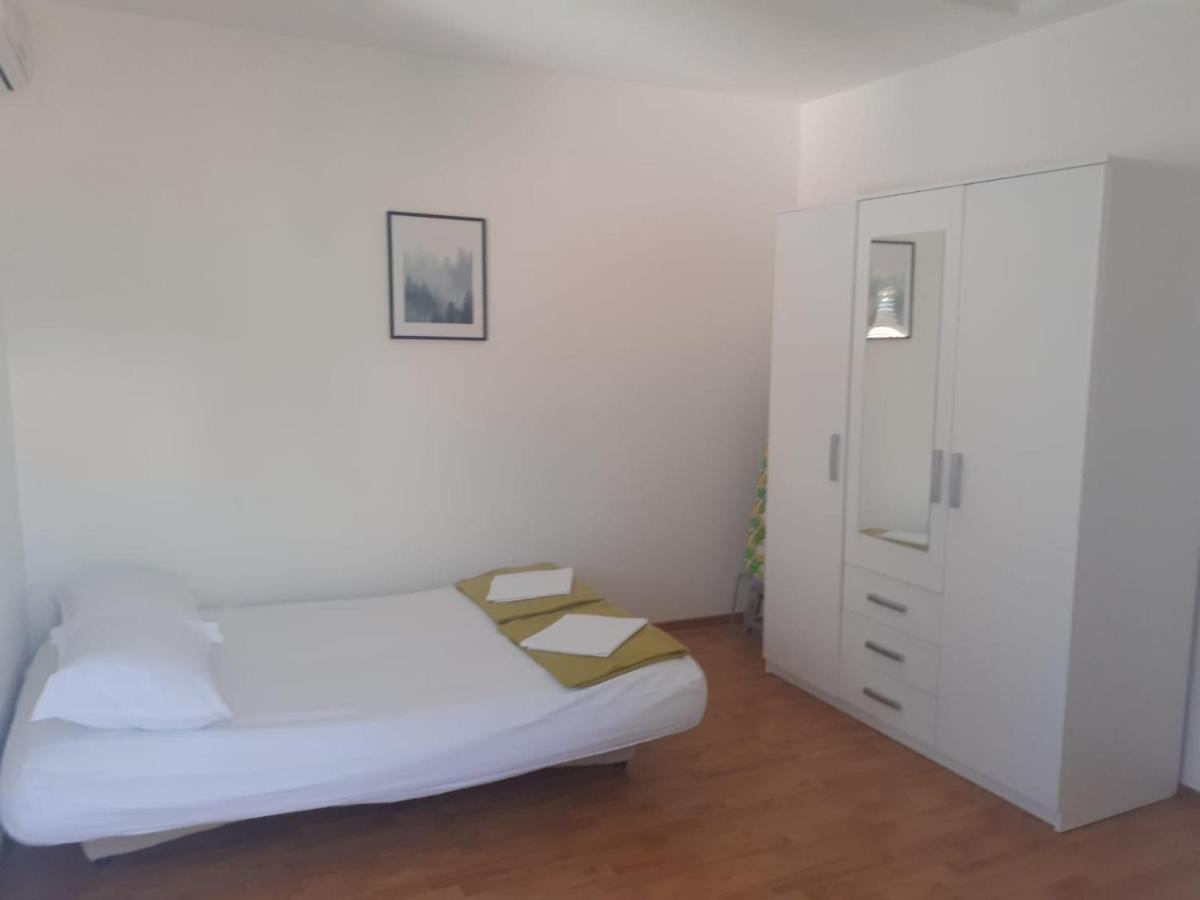 סופטאר Apartments Ilicic מראה חיצוני תמונה