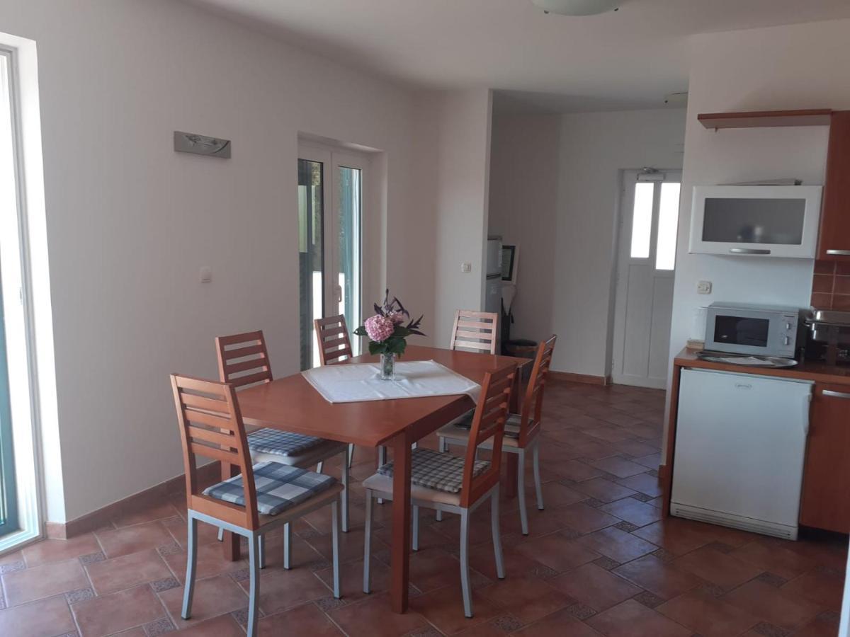סופטאר Apartments Ilicic מראה חיצוני תמונה