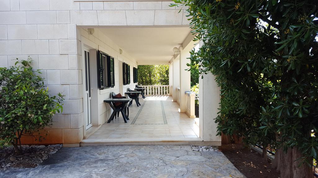 סופטאר Apartments Ilicic מראה חיצוני תמונה